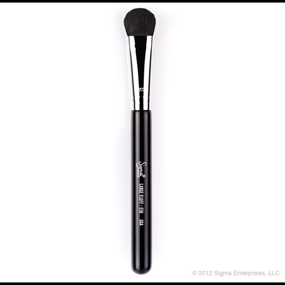 Sigma Large Fluff brush E50 - Picture 1 of 3